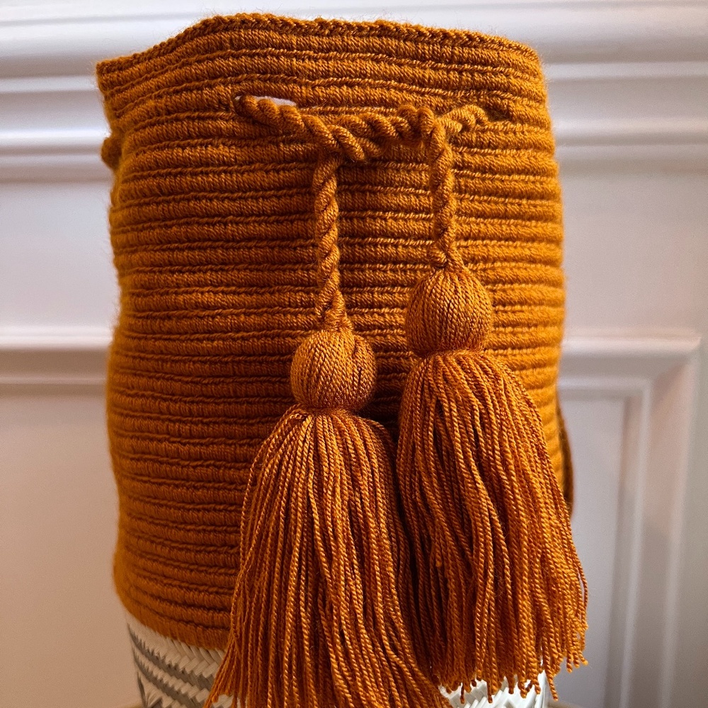ARYA Handwoven Wayuu Bag